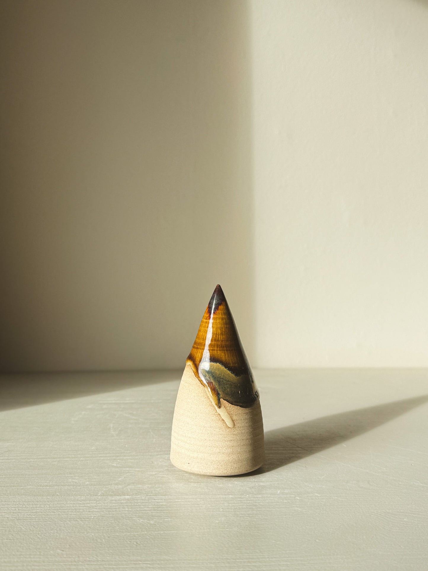 Ceramic Christmas Tree – Inyo #02