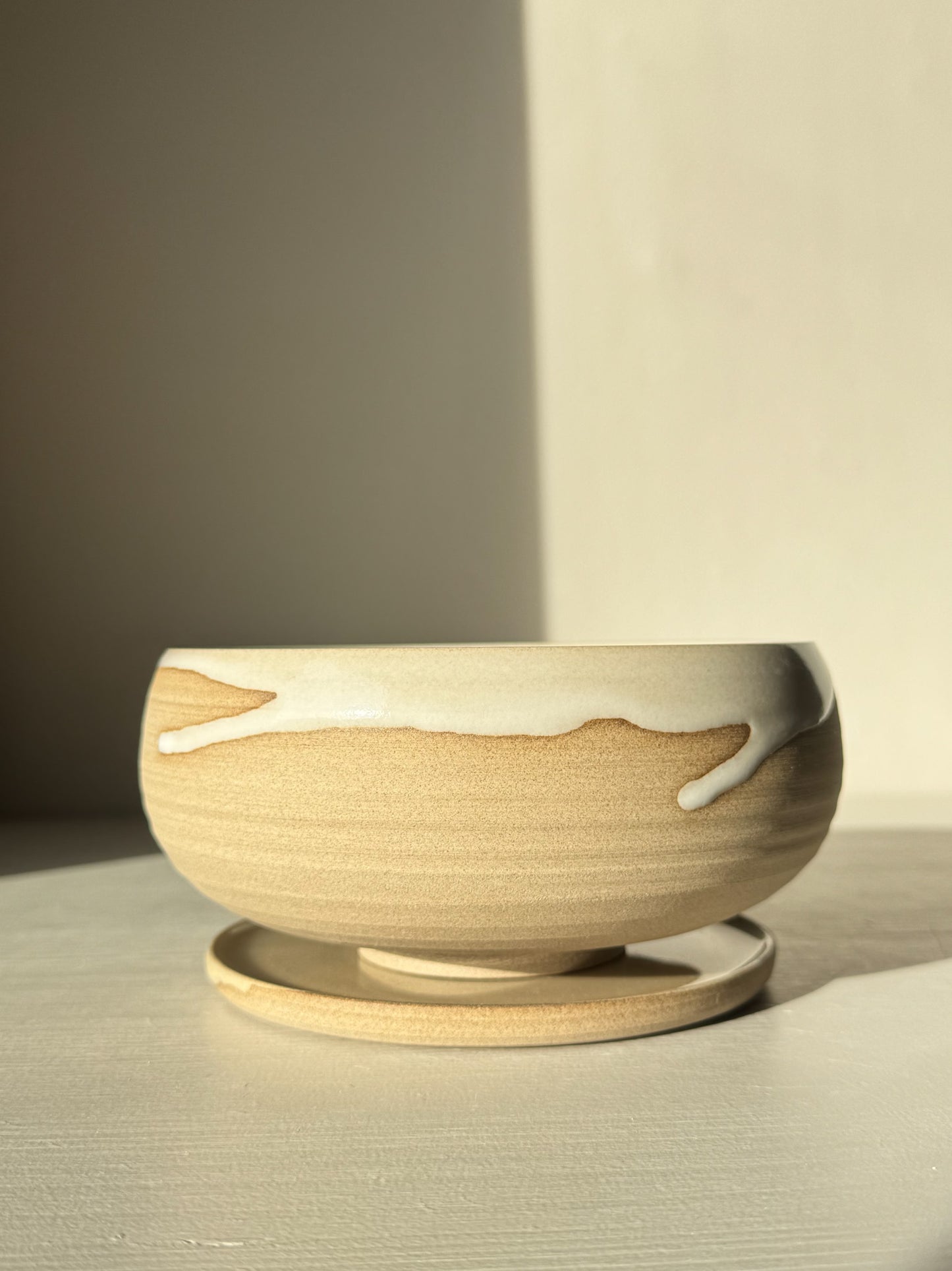 Rounded Berry Bowl - Yuki with soft white glaze over toffee clay, matching drip plate, perfect for rinsing fresh fruit or herbs.