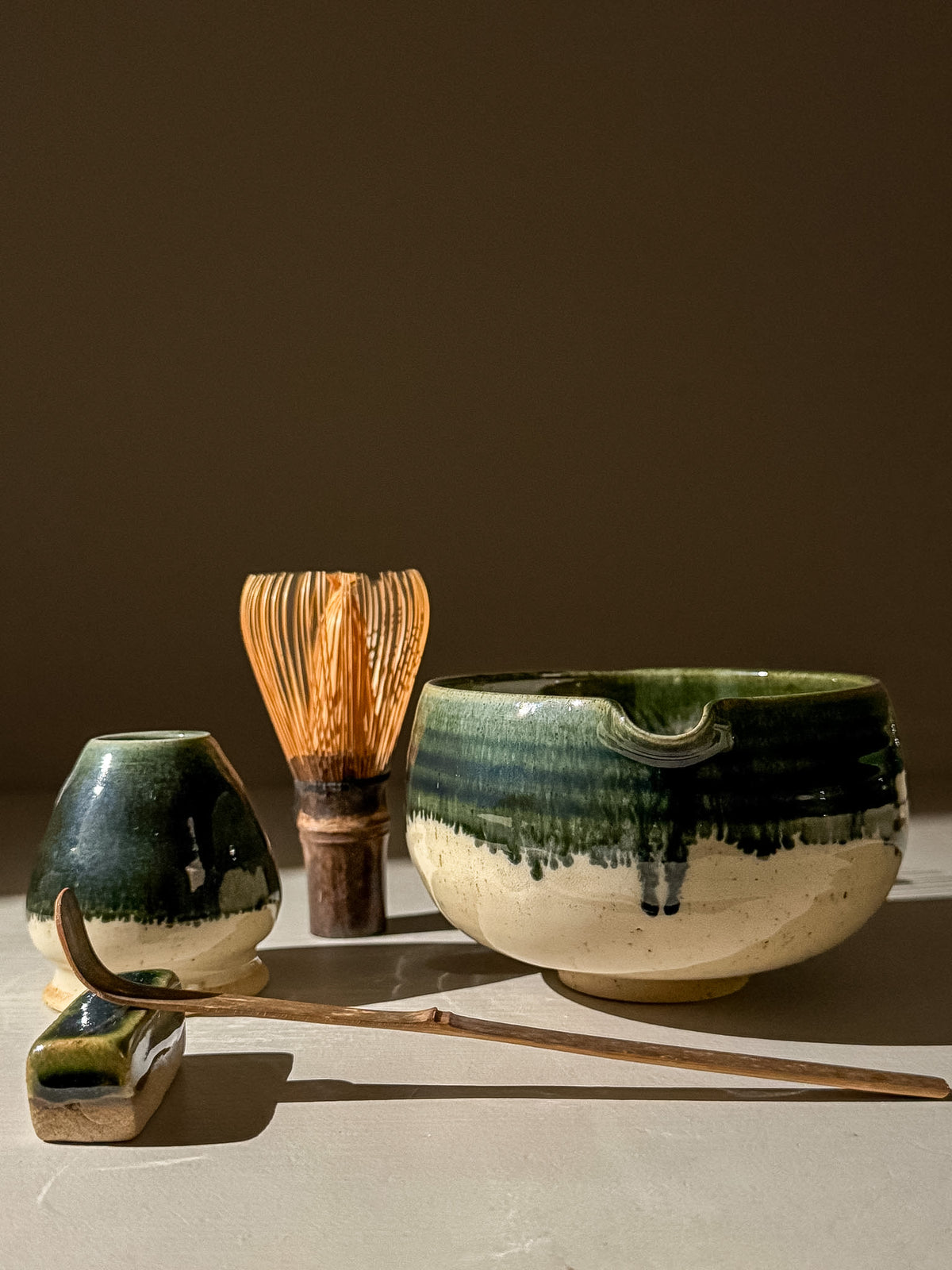 Matcha Bowl with Spout - Green Rim #05