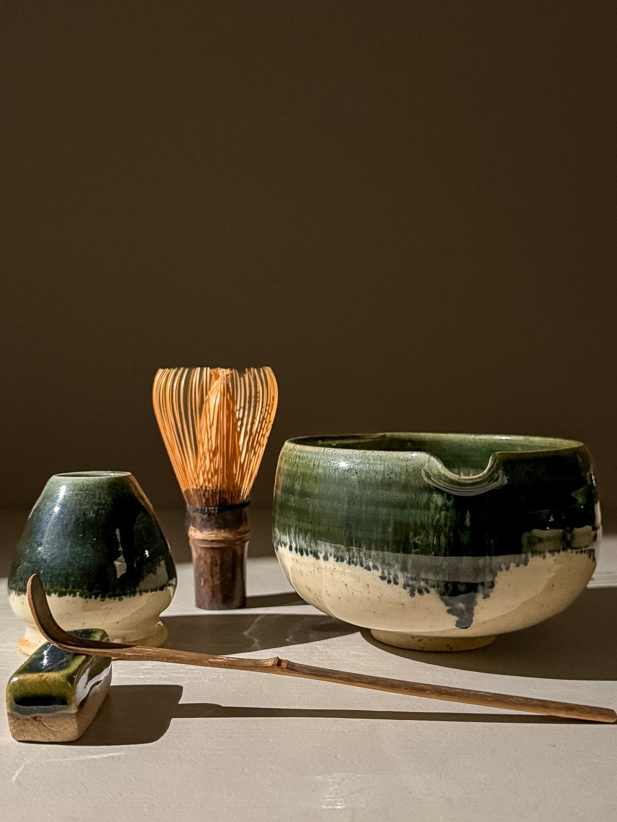 Matcha Bowl with Spout - Green Rim #07