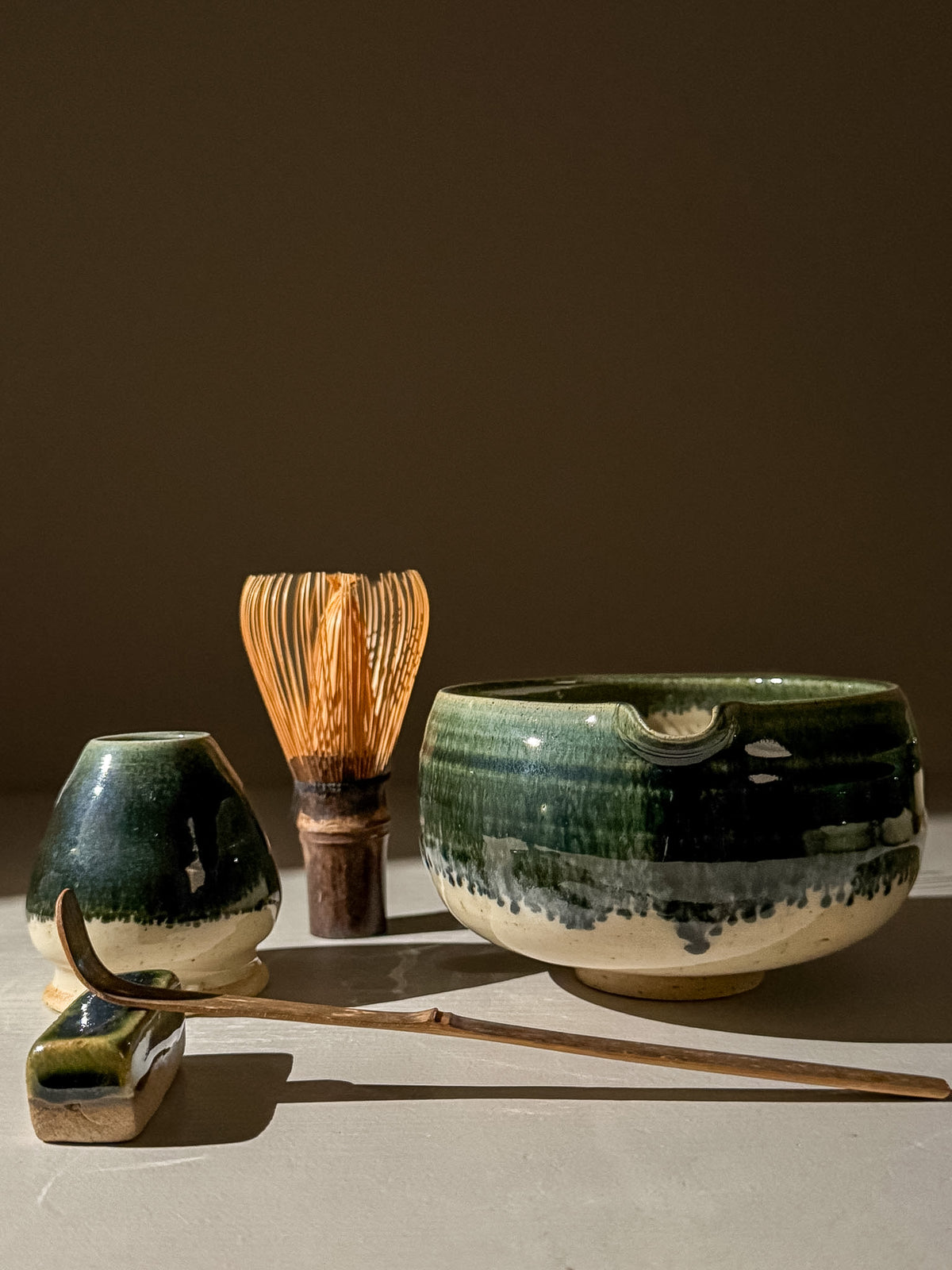 Matcha Bowl with Spout - Green Rim #09