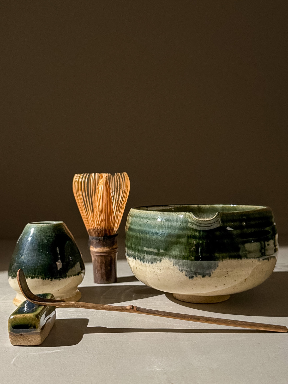 Matcha Bowl with Spout - Green Rim #10