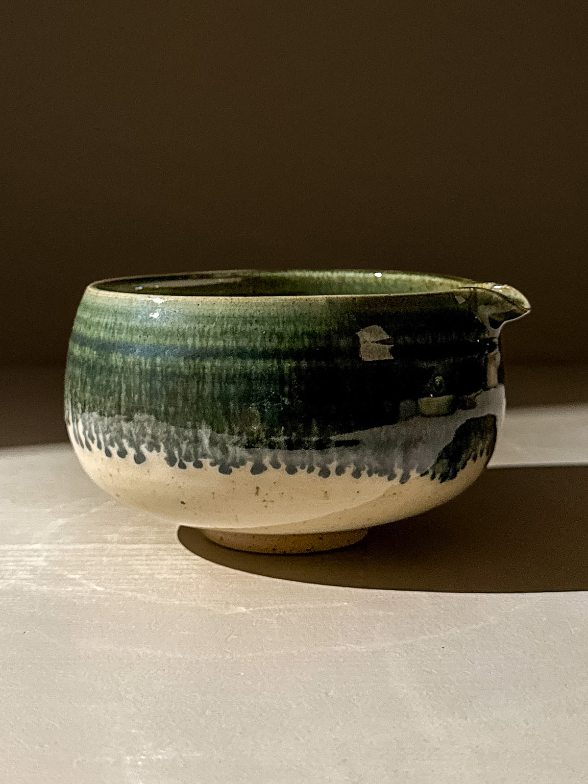 Matcha Bowl with Spout - Green Rim #09