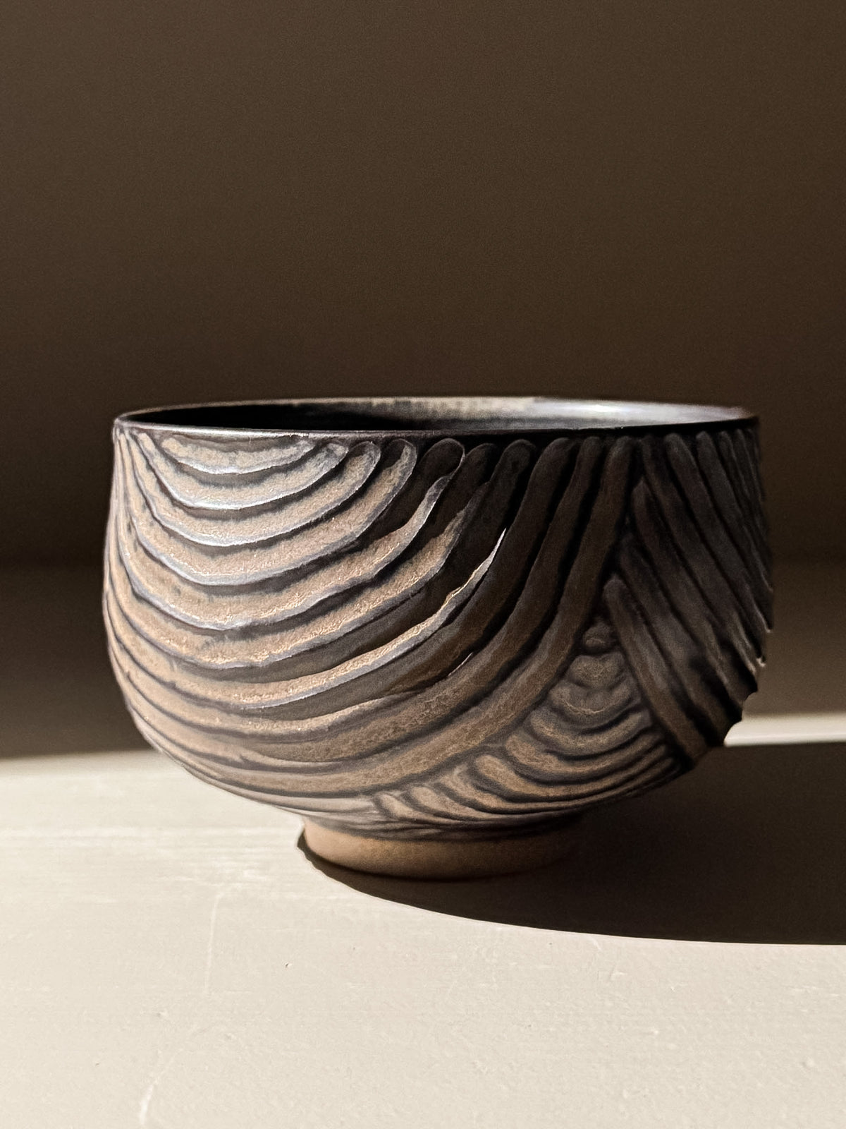 Carved Matcha Bowl - Black Truffle #02
