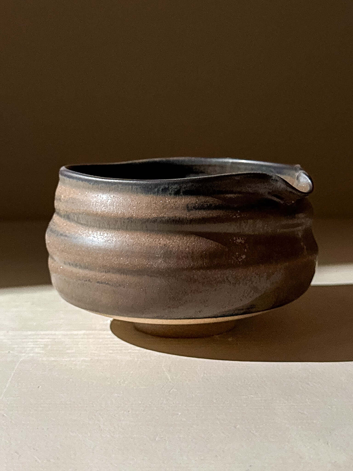 Matcha Bowl with Spout - Black Truffle #03