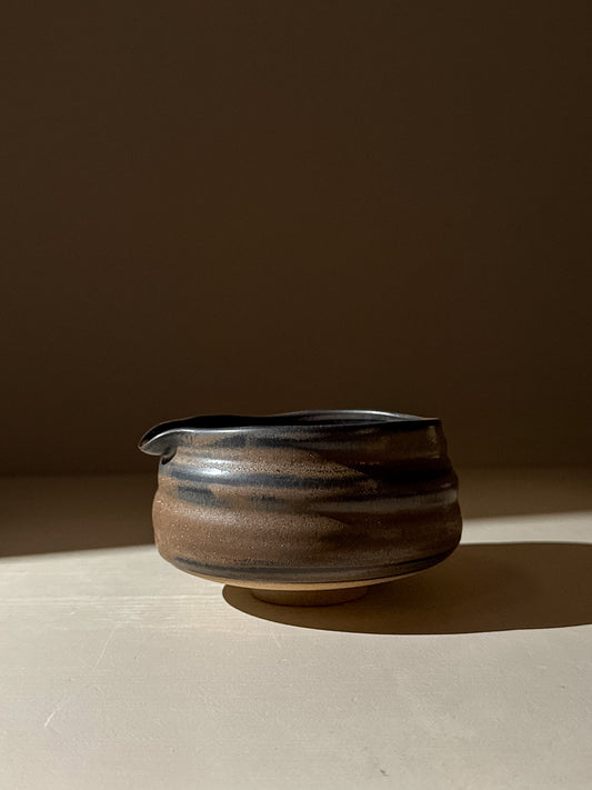Matcha Bowl with Spout - Black Truffle #04