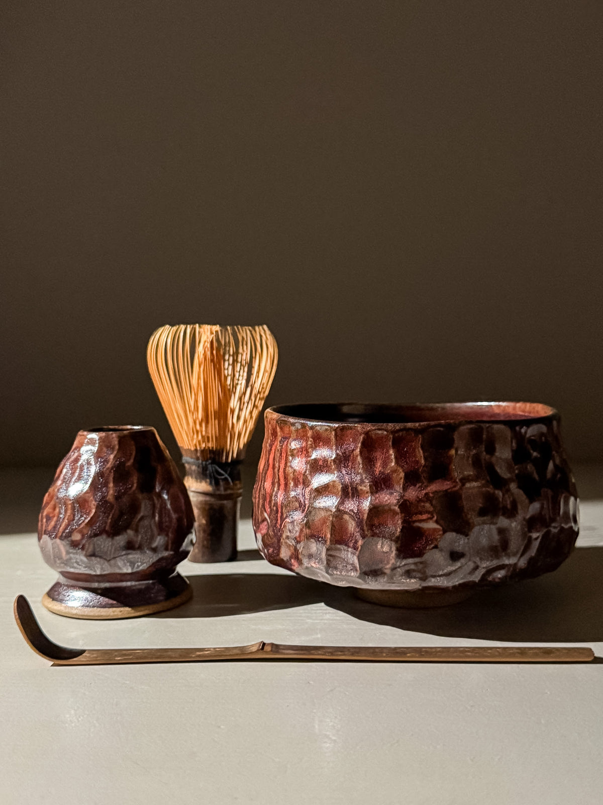 Handgekerfde Matcha Kom - Bordeauxrode #05