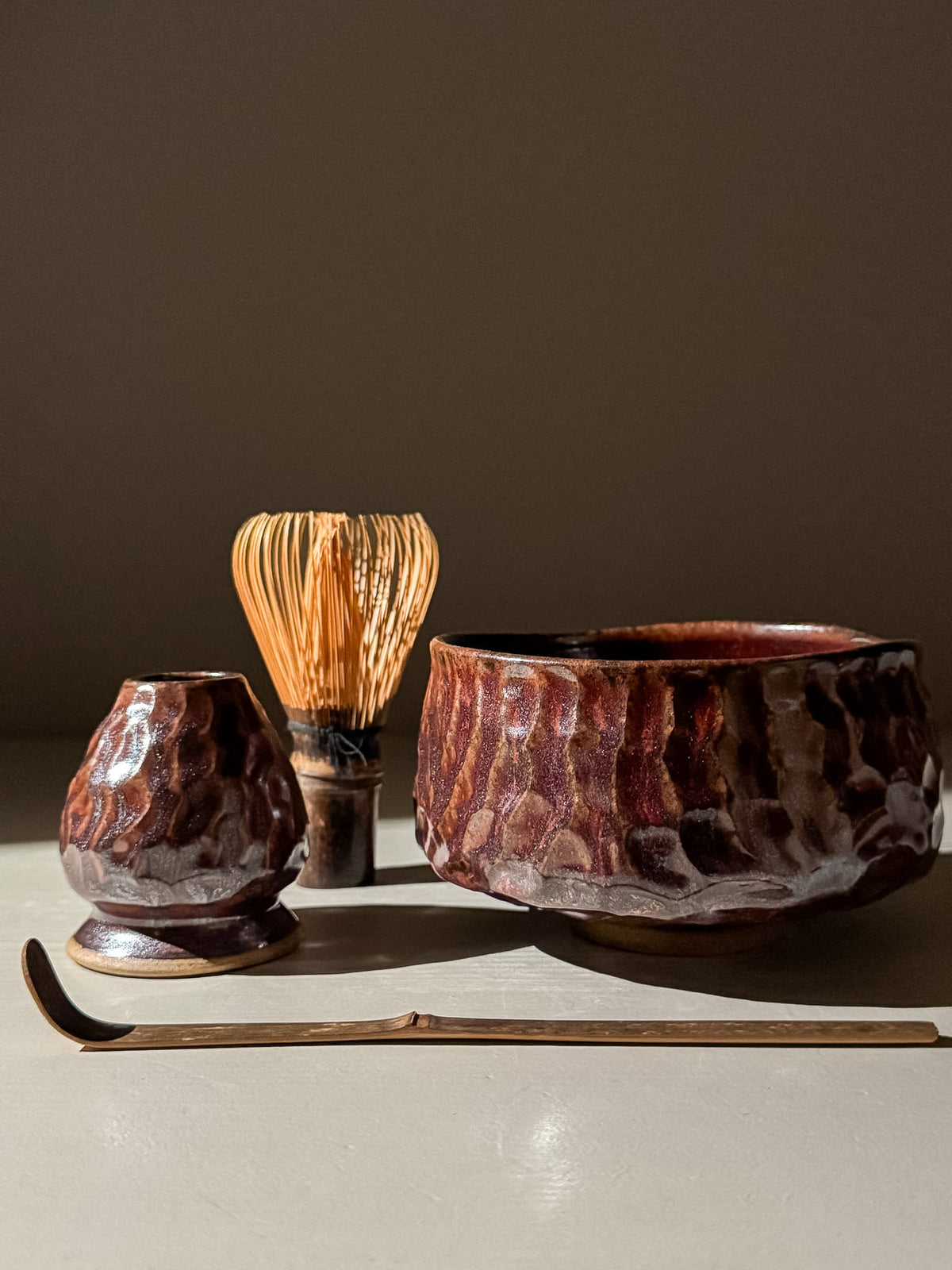 Handgekerfde Matcha Kom - Bordeauxrode #06