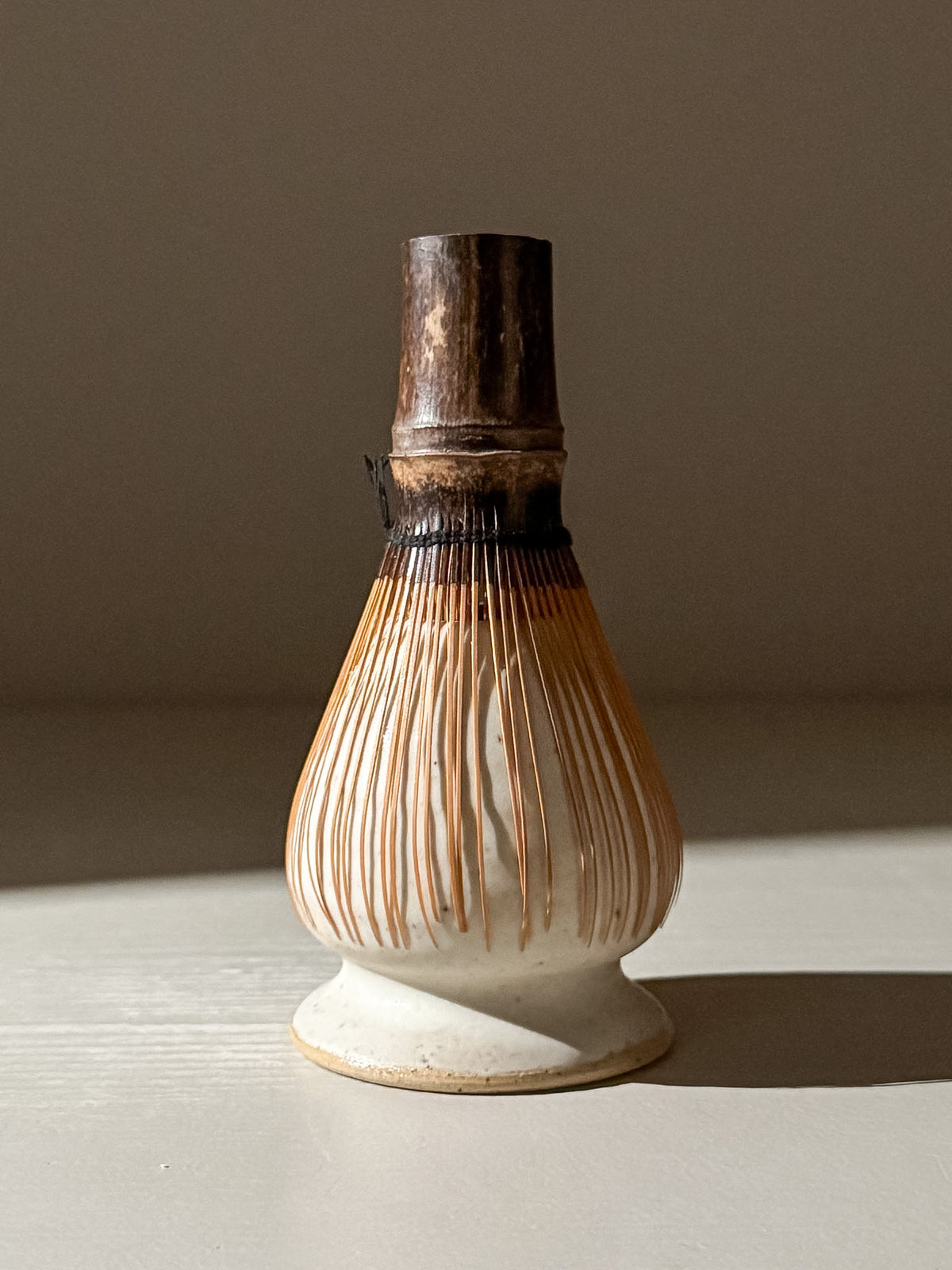 Matcha Klopperhouder - Eggshell