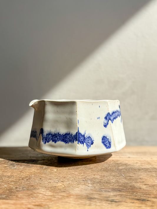 Faceted Matcha Bowl with Spout – Cobalt Blue & Glossy White Glaze #01