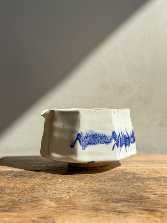 Faceted Matcha Bowl with Spout – Cobalt Blue & Glossy White Glaze #05