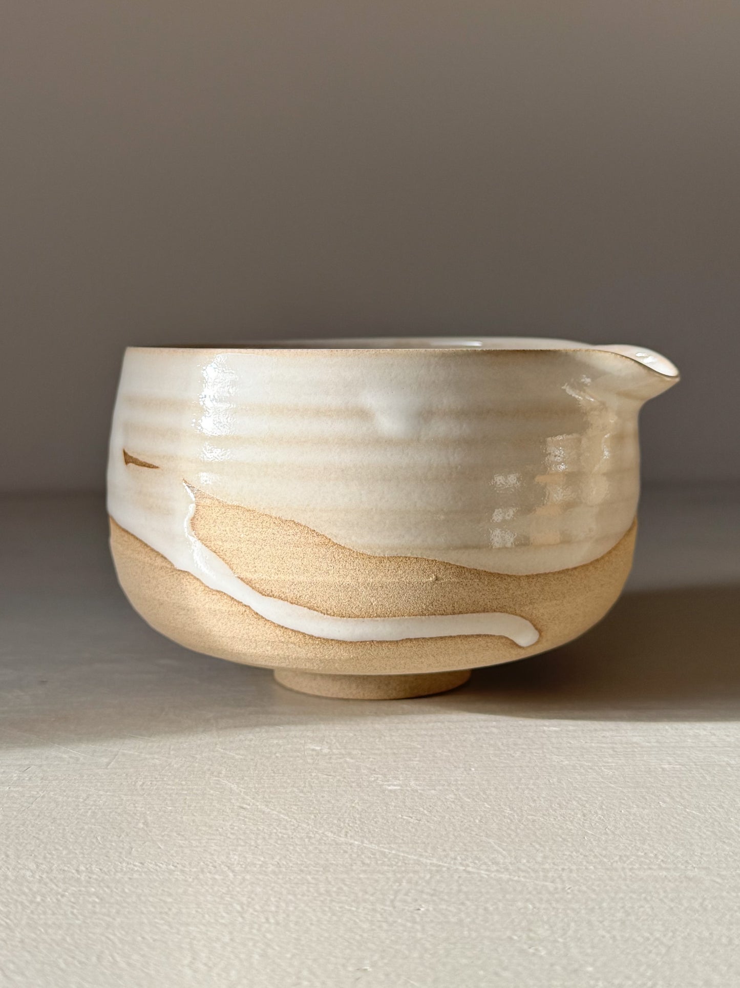 Matcha Bowl with Spout – Yuki #05