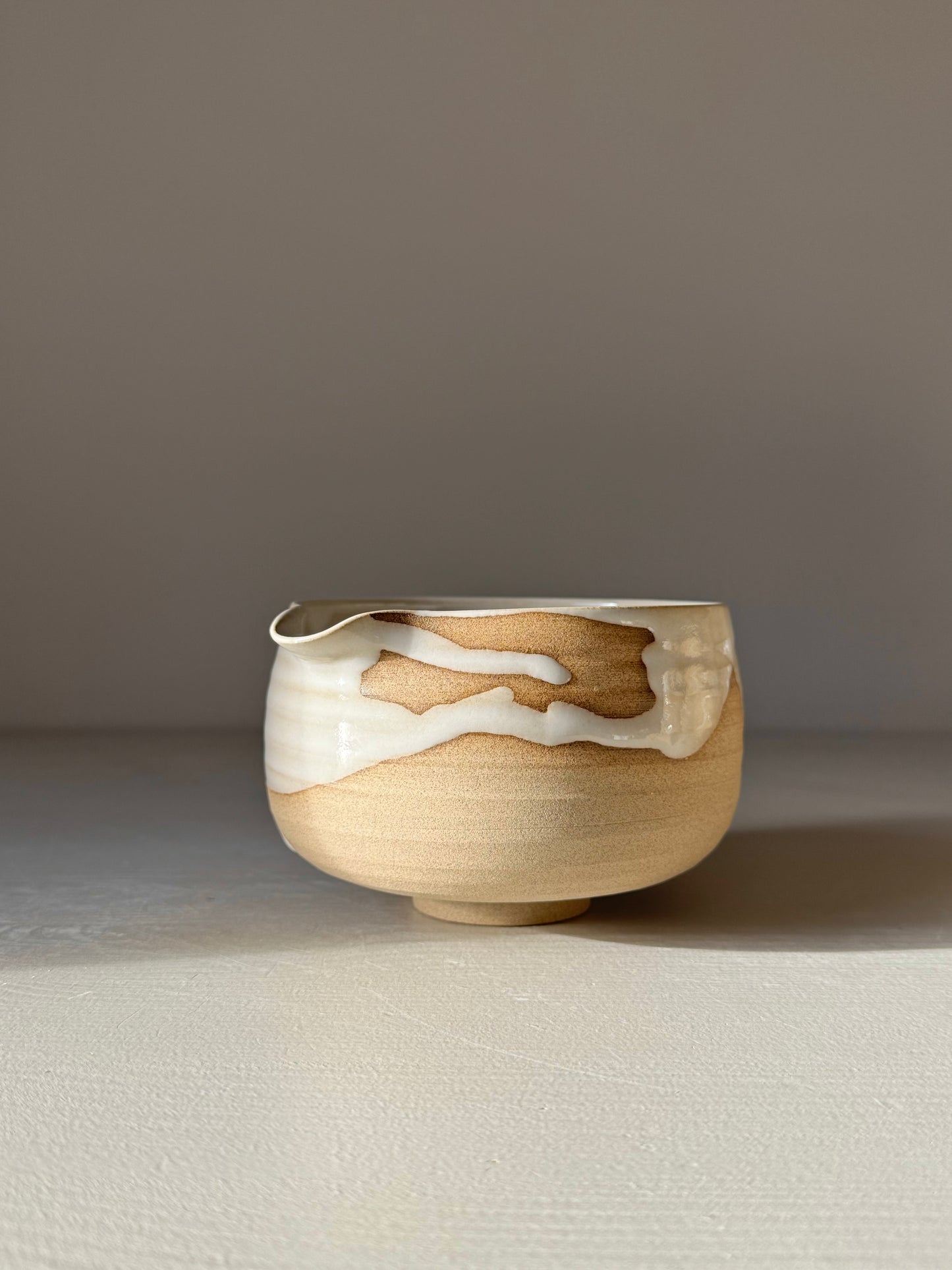 Matcha Bowl with Spout – Yuki #05