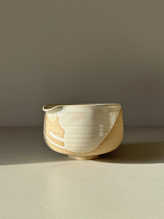 Matcha Bowl with Spout – Yuki #06