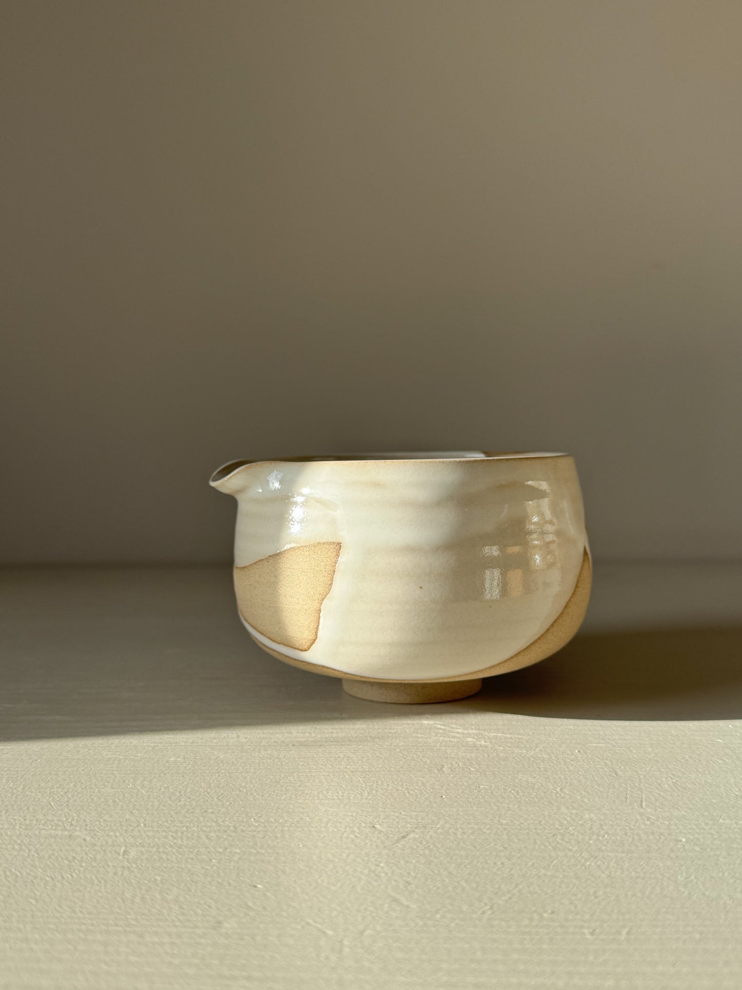 Matcha Bowl with Spout – Yuki #07