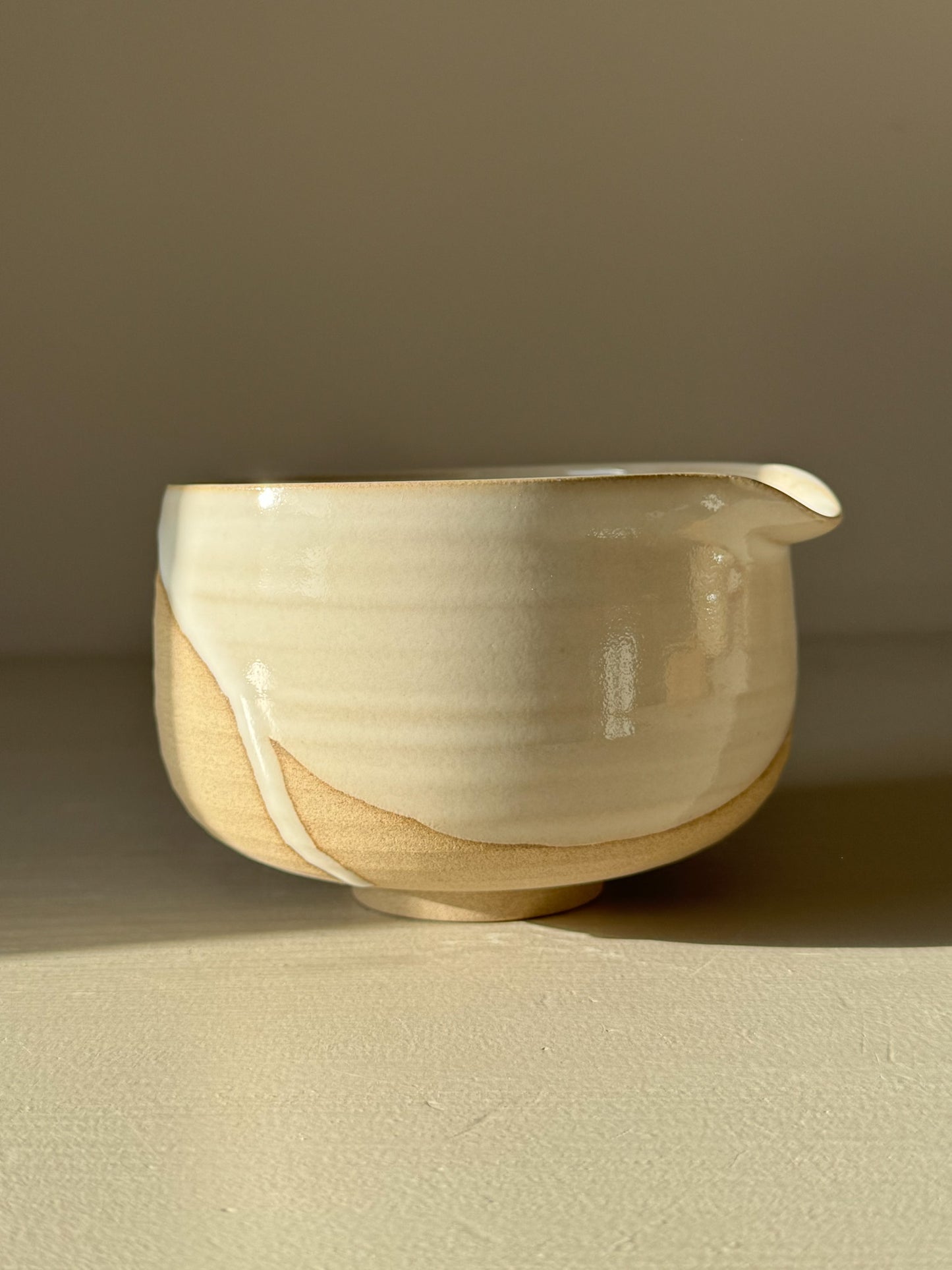 Matcha Bowl with Spout – Yuki #08