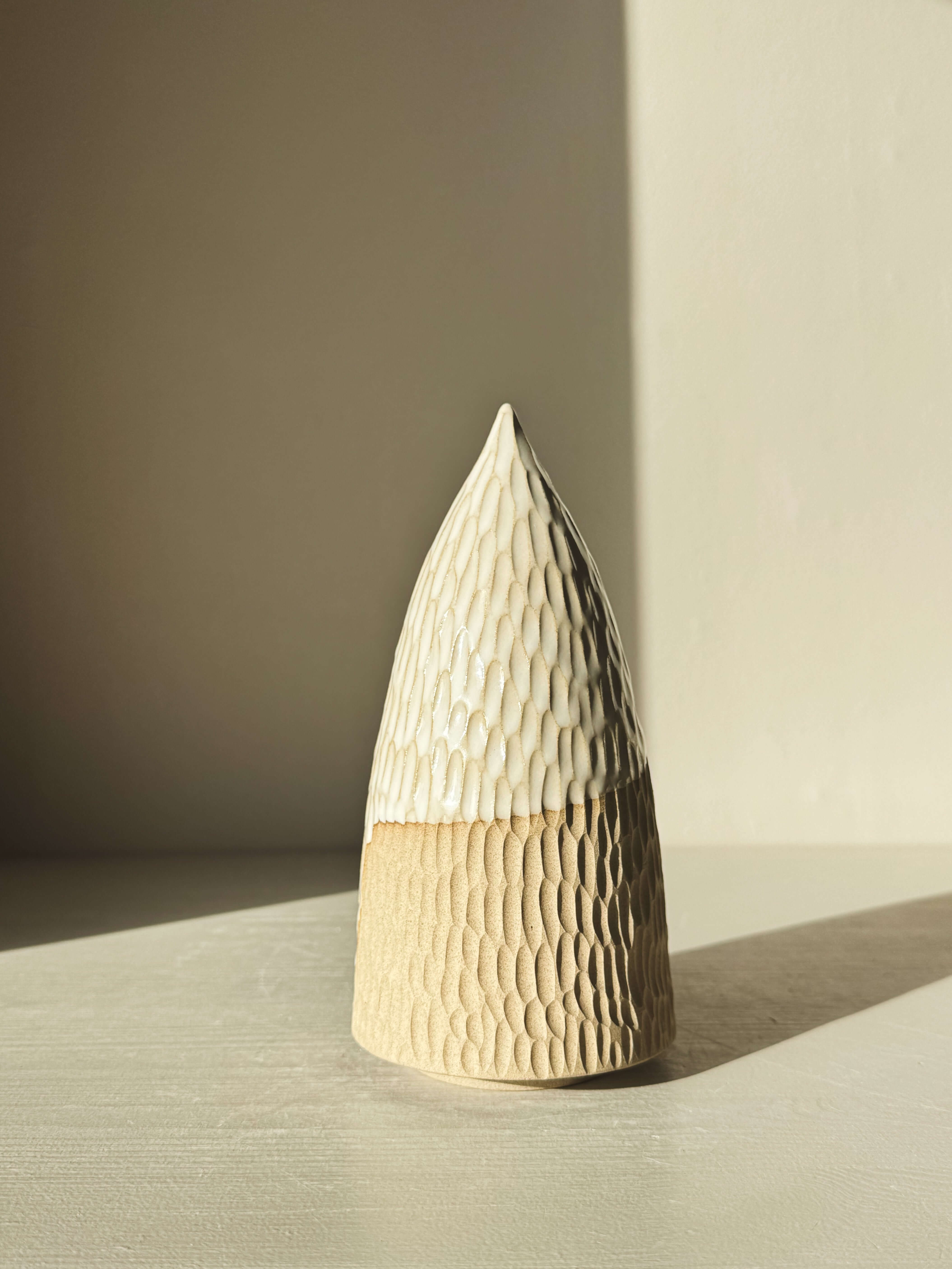 yuki 　no3 Carved Ceramic Tree – Yuki #03: Simple Elegance – IKKAI Ceramics