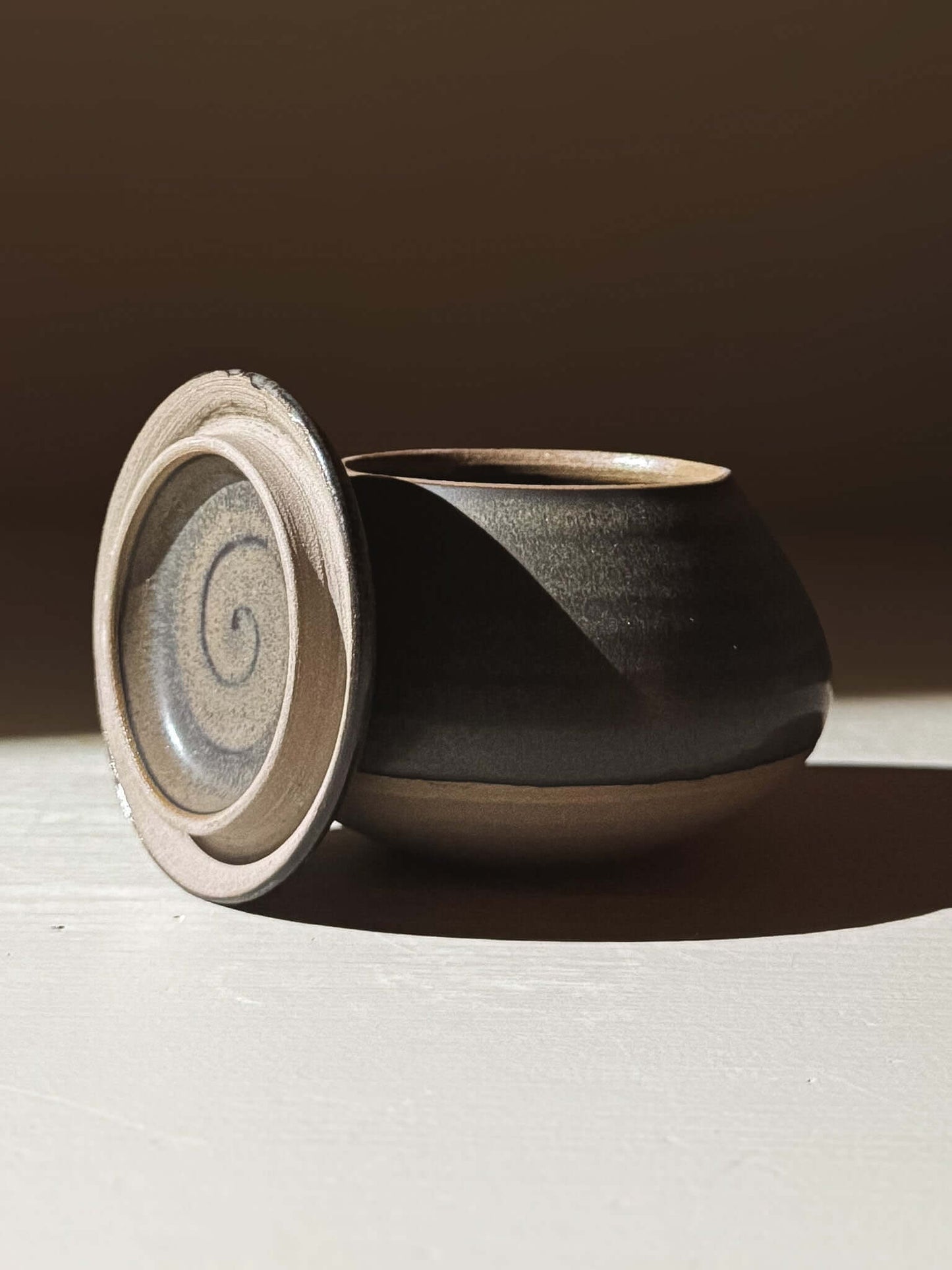 Pot met Deksel - Zwarte Truffle #04