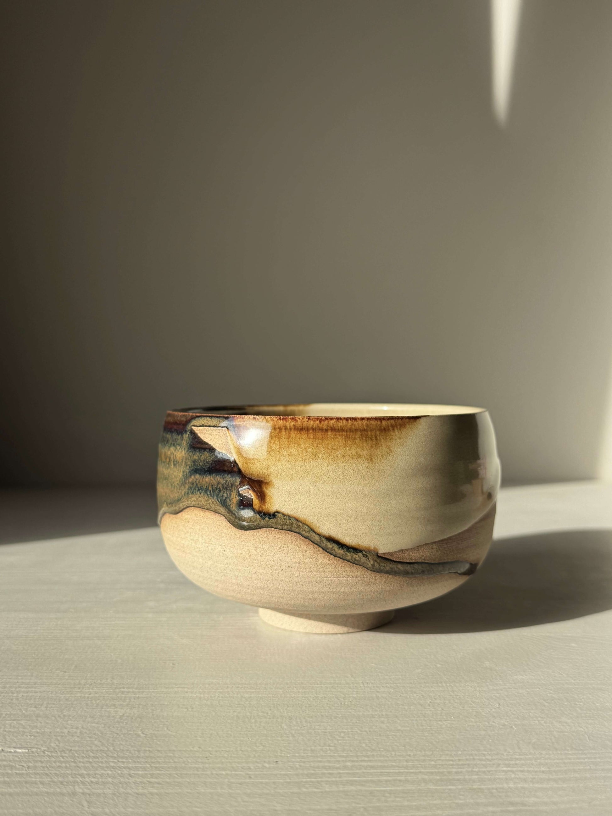 Matcha Bowl – Inyo #03 handmade ceramic with tenmoku and clear glazes on stoneware