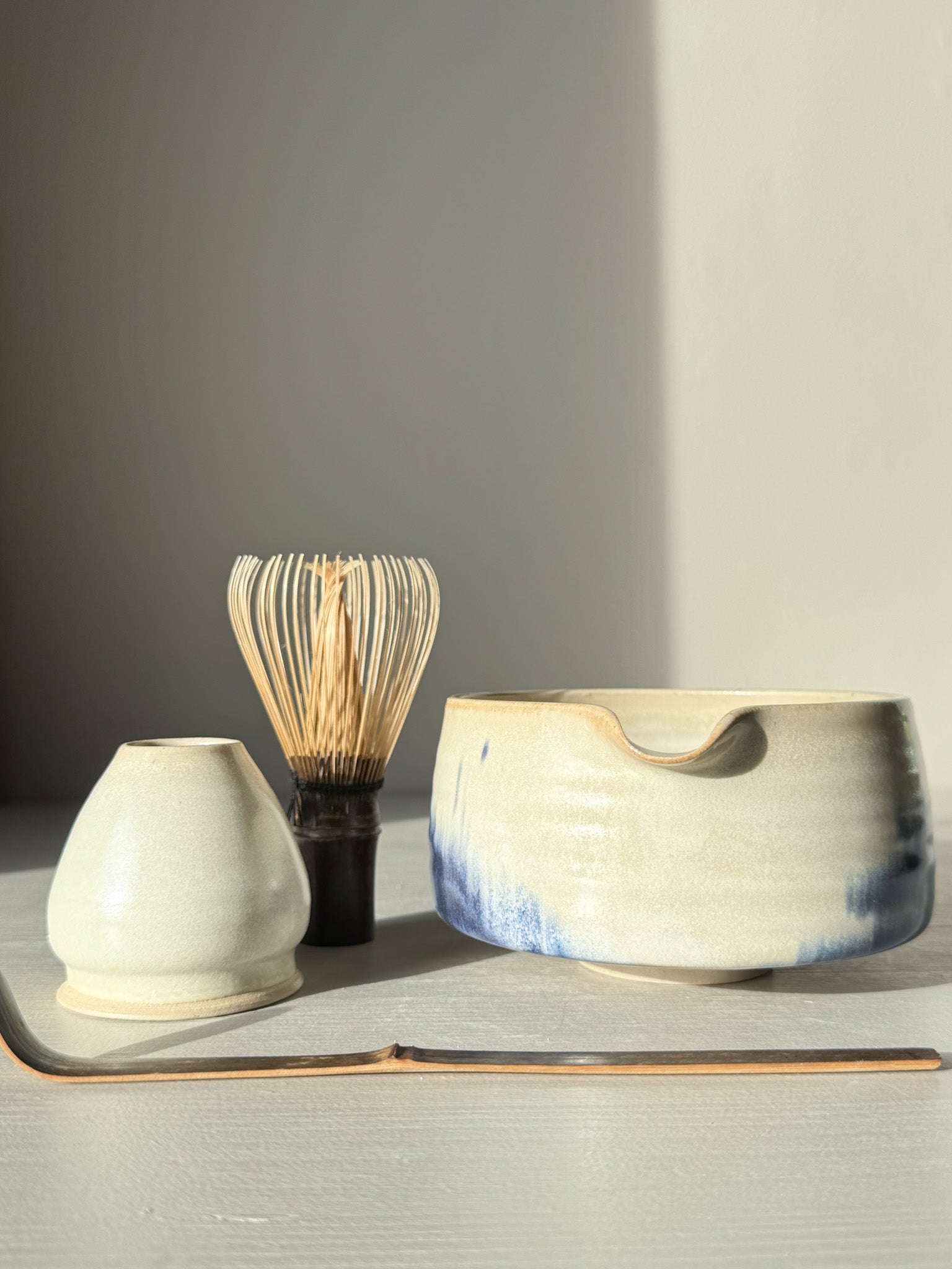 Matcha bowl Spout - Moonstone & Blue #01 with bamboo whisk and accessories in natural light