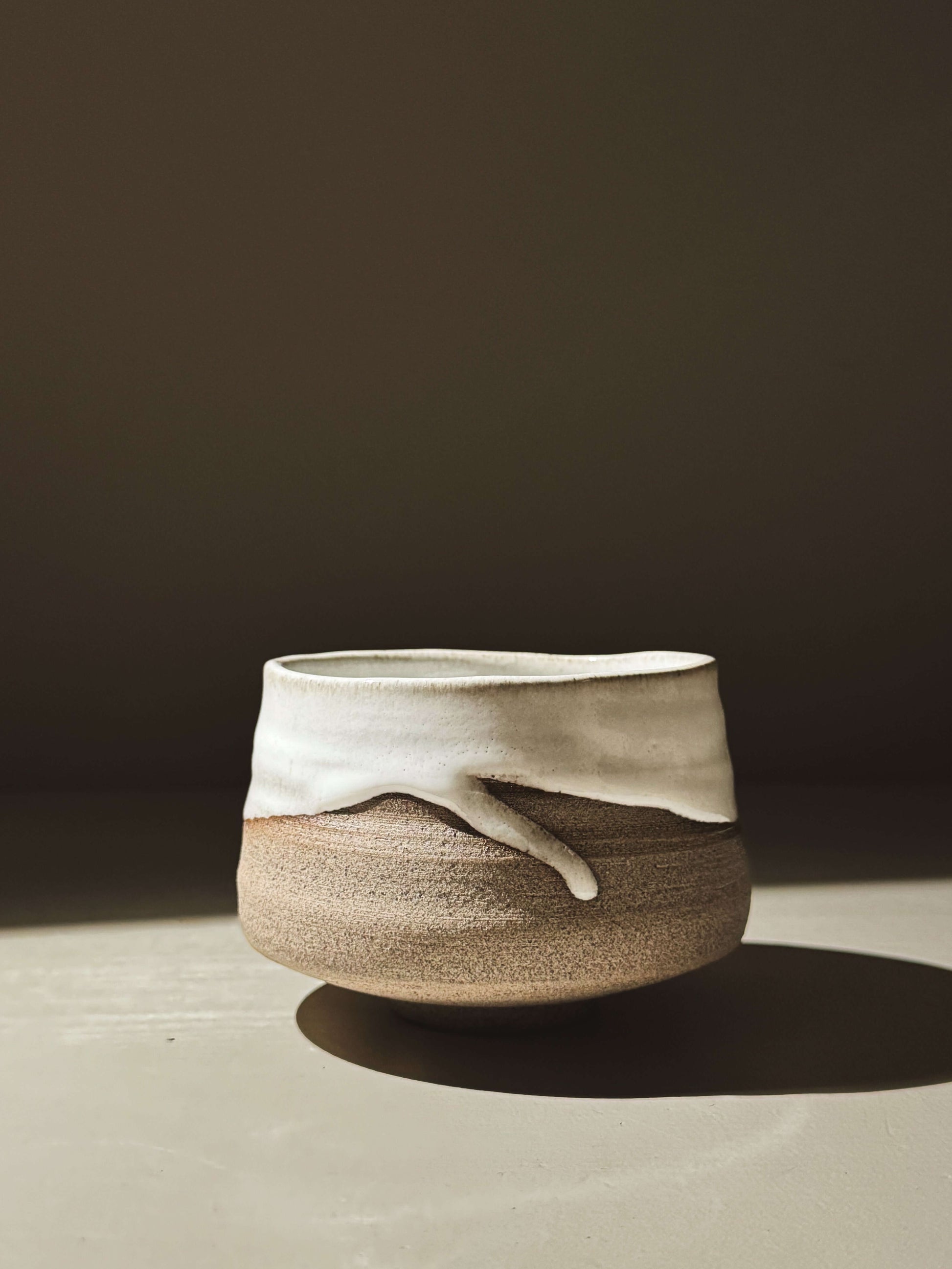 Matcha Bowl – Yuki Ash #01 with ash-grey clay and glossy white glaze