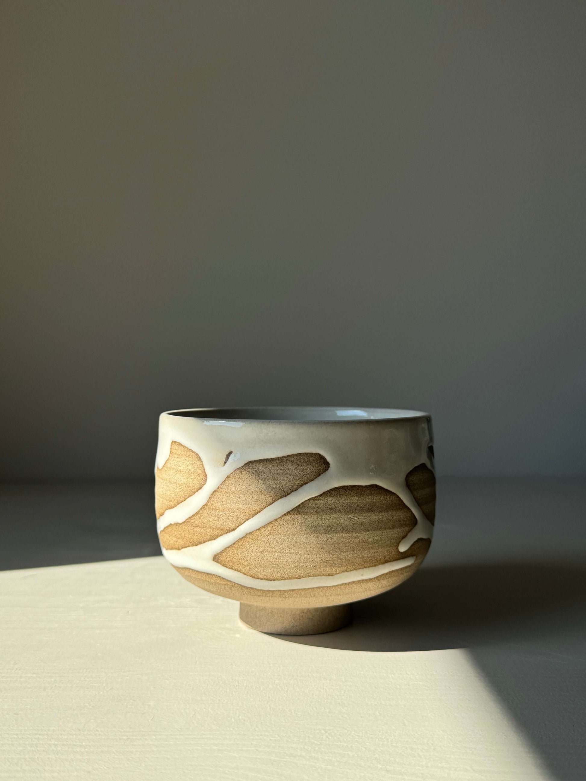 Handmade Matcha bowl Yuki Series, toffee clay with white glaze, unique design, artisanal pottery, calming ritual piece