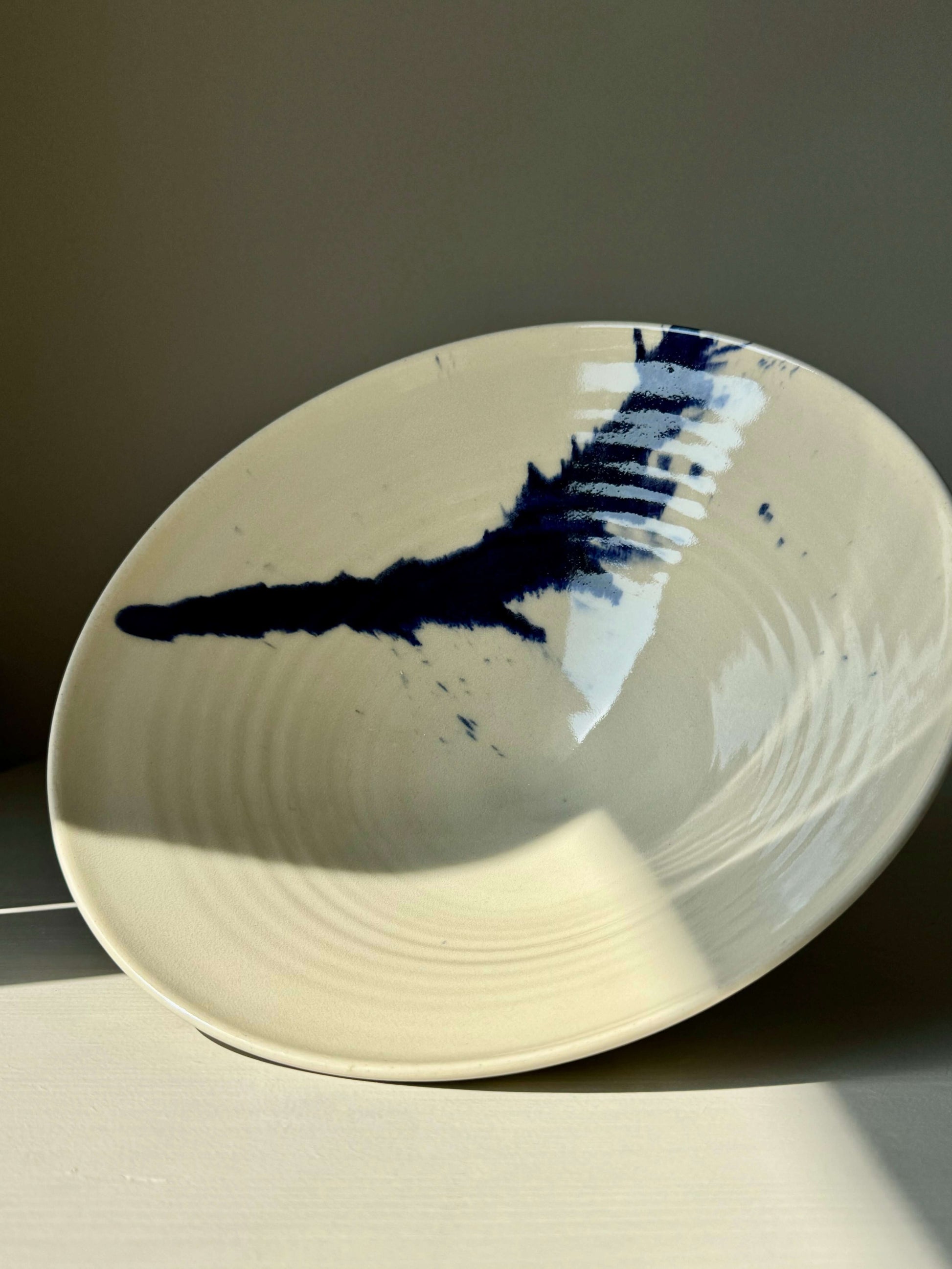Gosu Series #02 serving bowl with blue abstract design, showcasing Japanese-inspired craftsmanship and modern elegance.