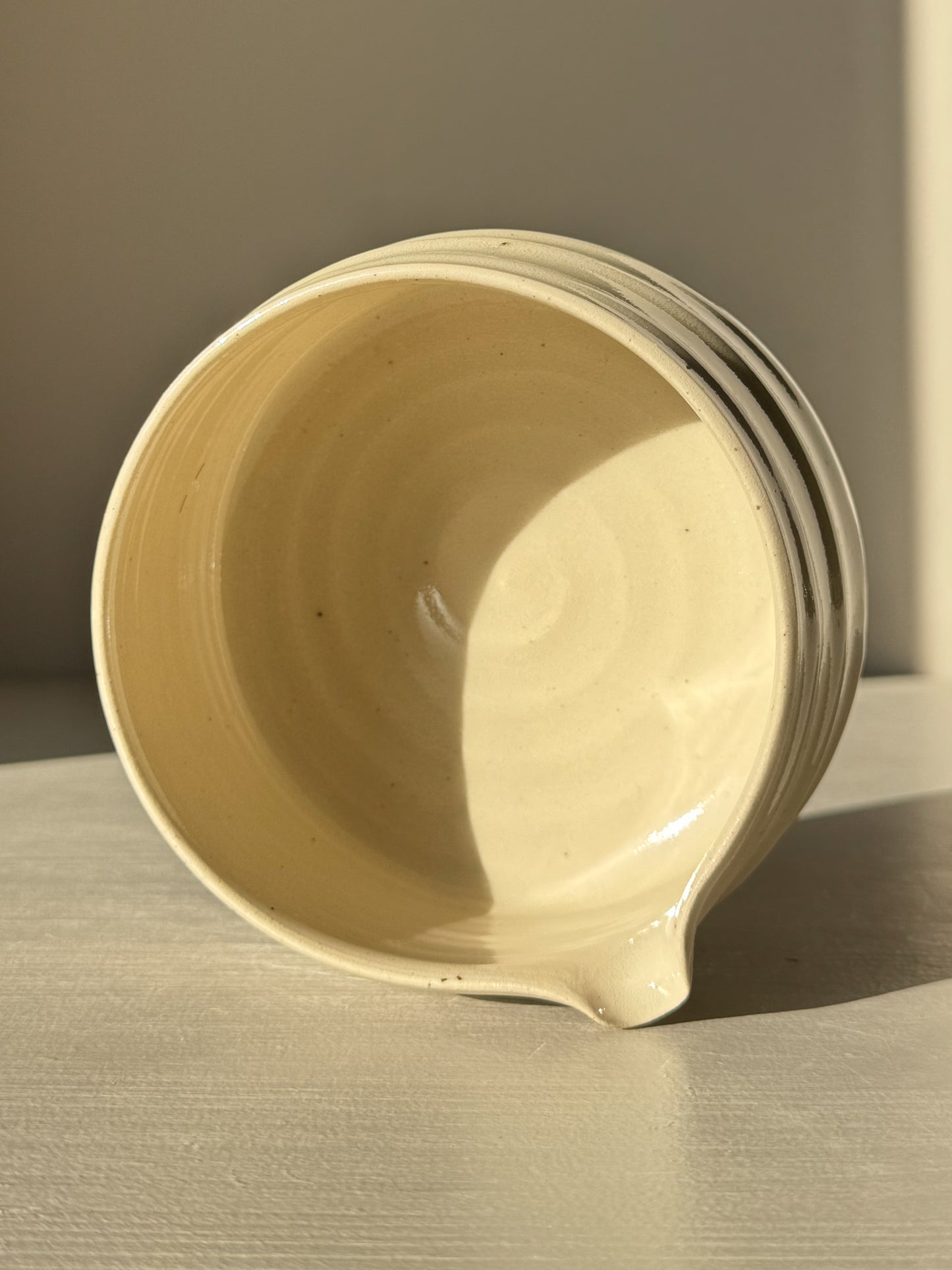 Textured Matcha Bowl Spout - Clear #01 with glossy glaze and pouring spout, showcasing stoneware clay texture.