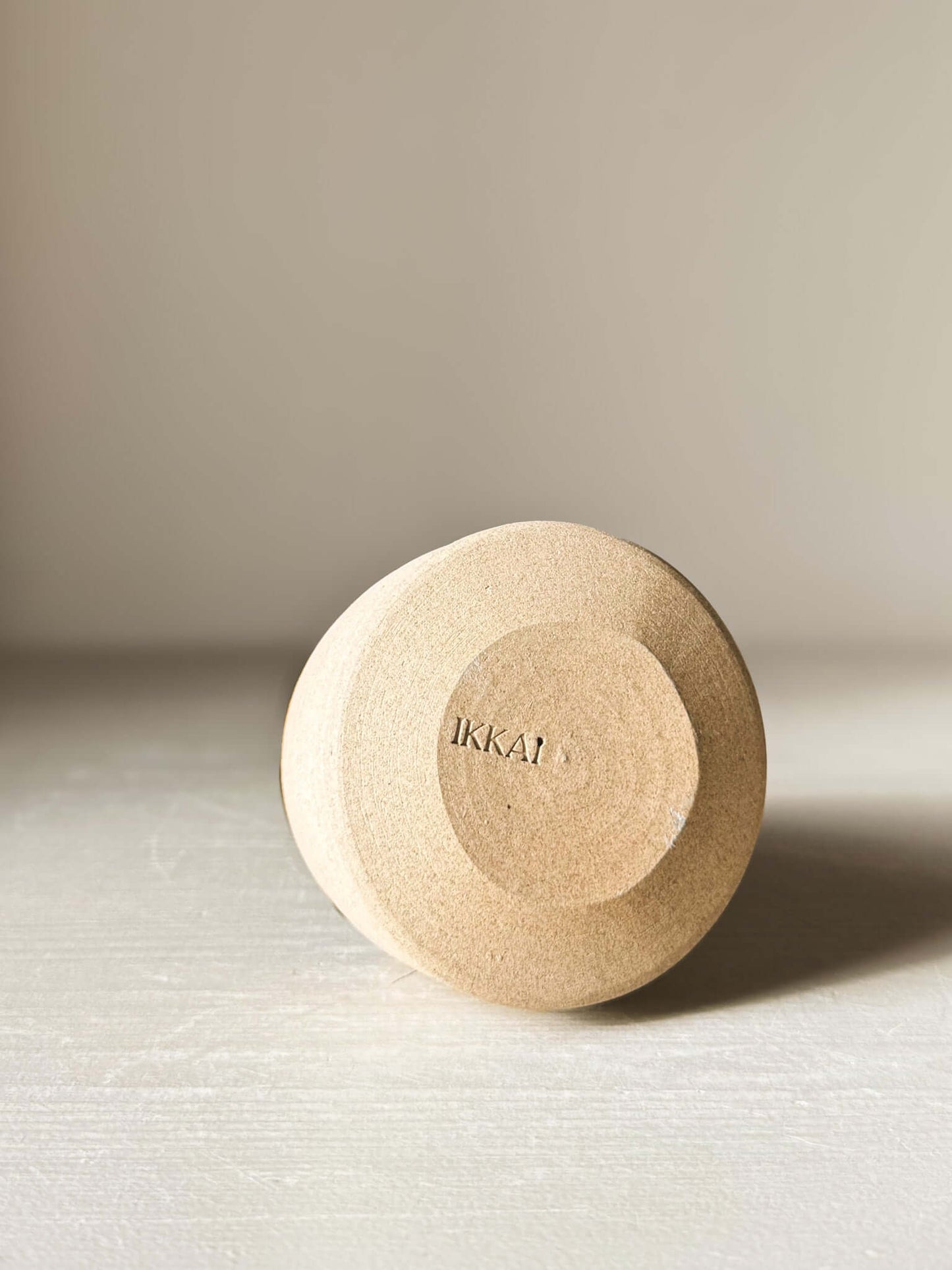 Base view of Textured Ceramic Tree – Mori #01, showcasing natural clay texture and craftsmanship details engraved on the bottom.