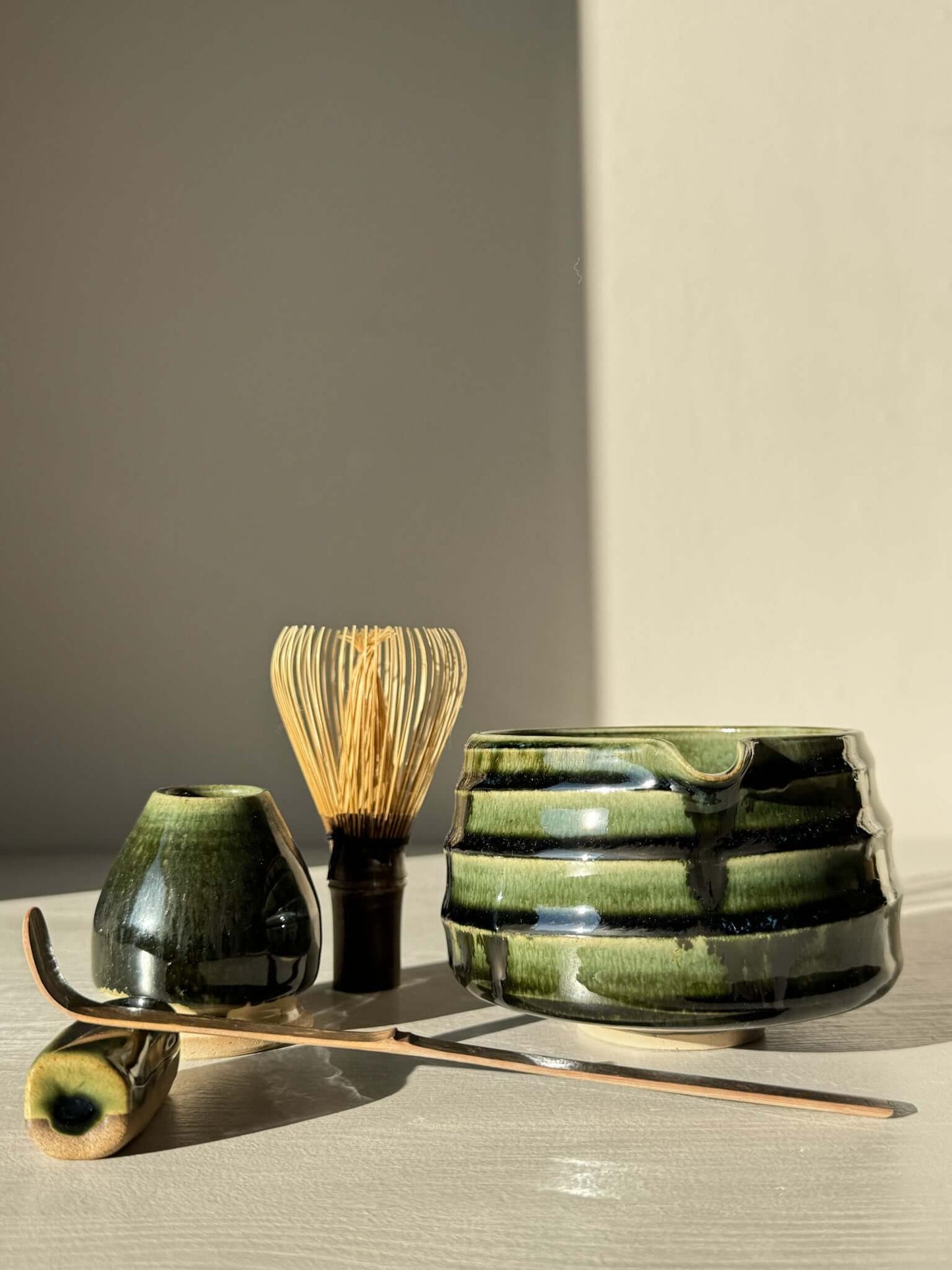Textured Matcha Bowl Spout - Hinoki #04 with green glaze and bamboo whisk set