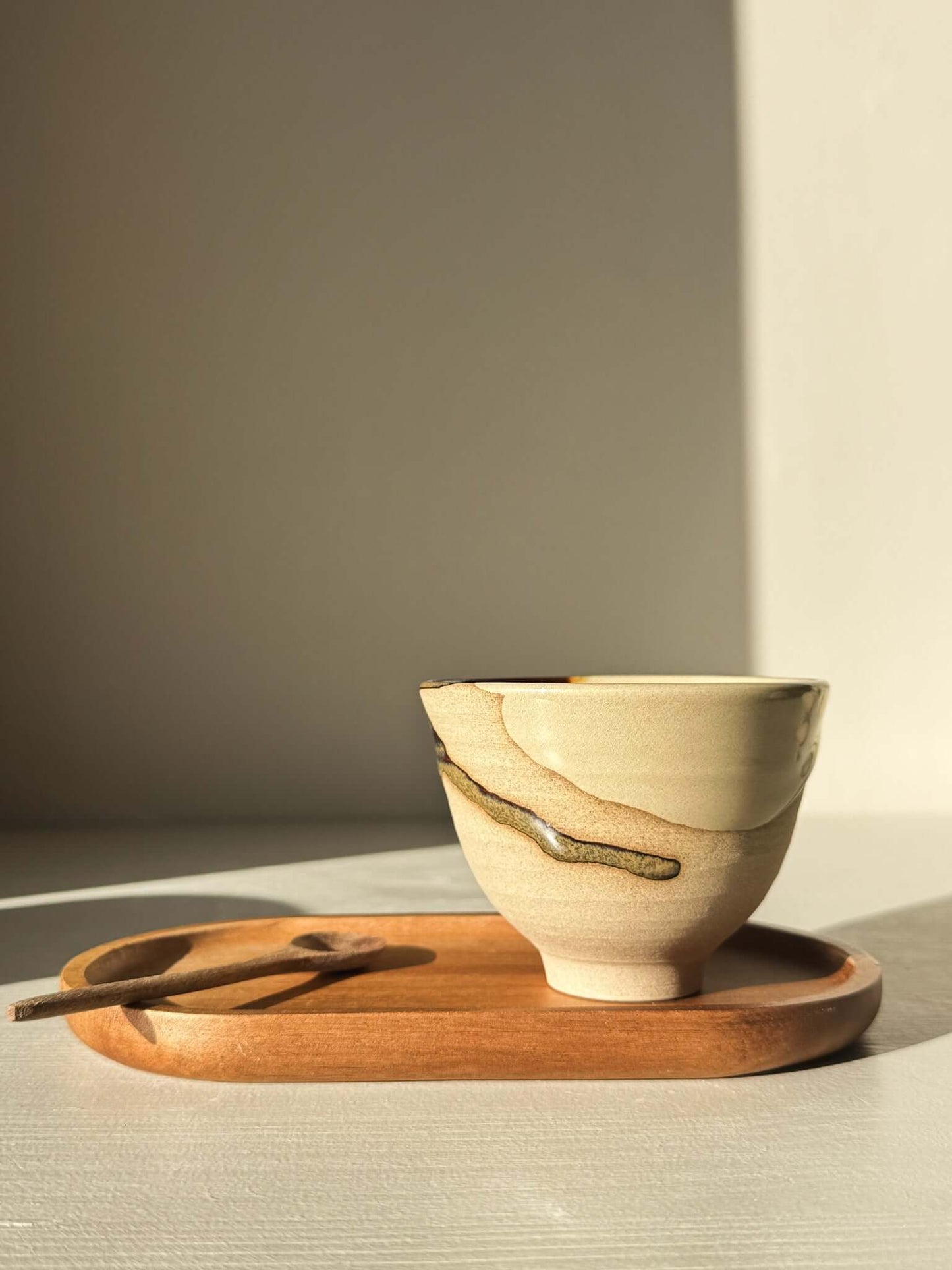 Yunomi Cups - Inyo #01 with flowing glaze drips and wooden tray